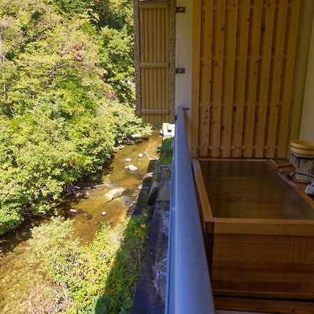 Fulsato Hotell Tsuchihatakozan Rum bild